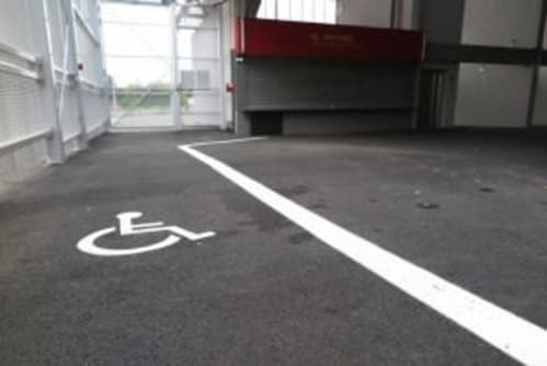wayfinding to accessible concessions
